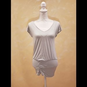 🍓 3/$20 La Base Light Gray Top Tunic